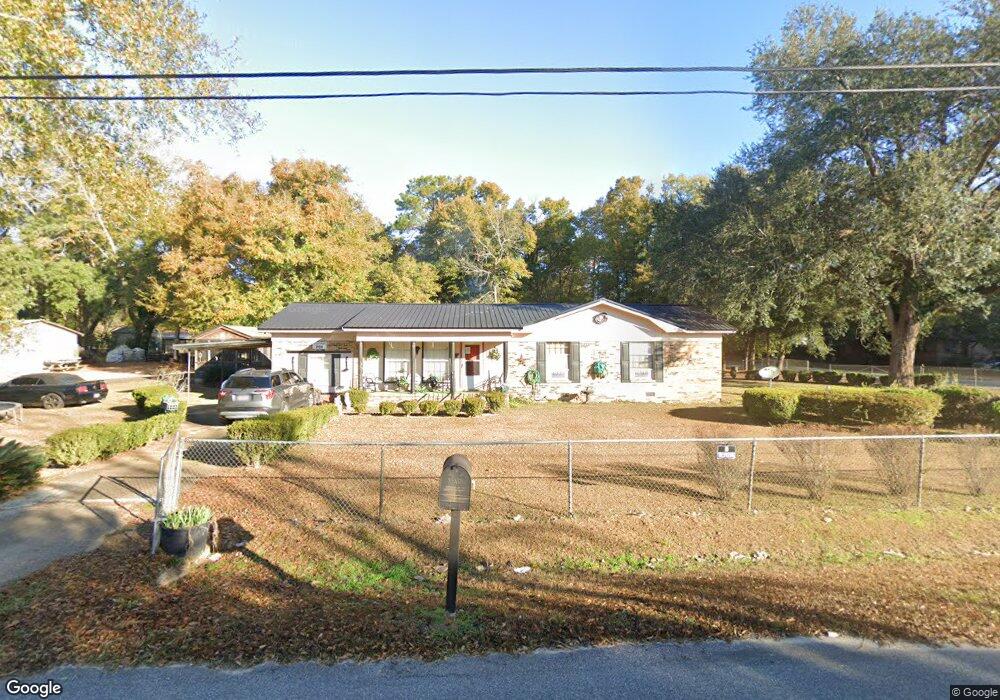 431 Columbia St, Bainbridge, GA 39819 - photo 1