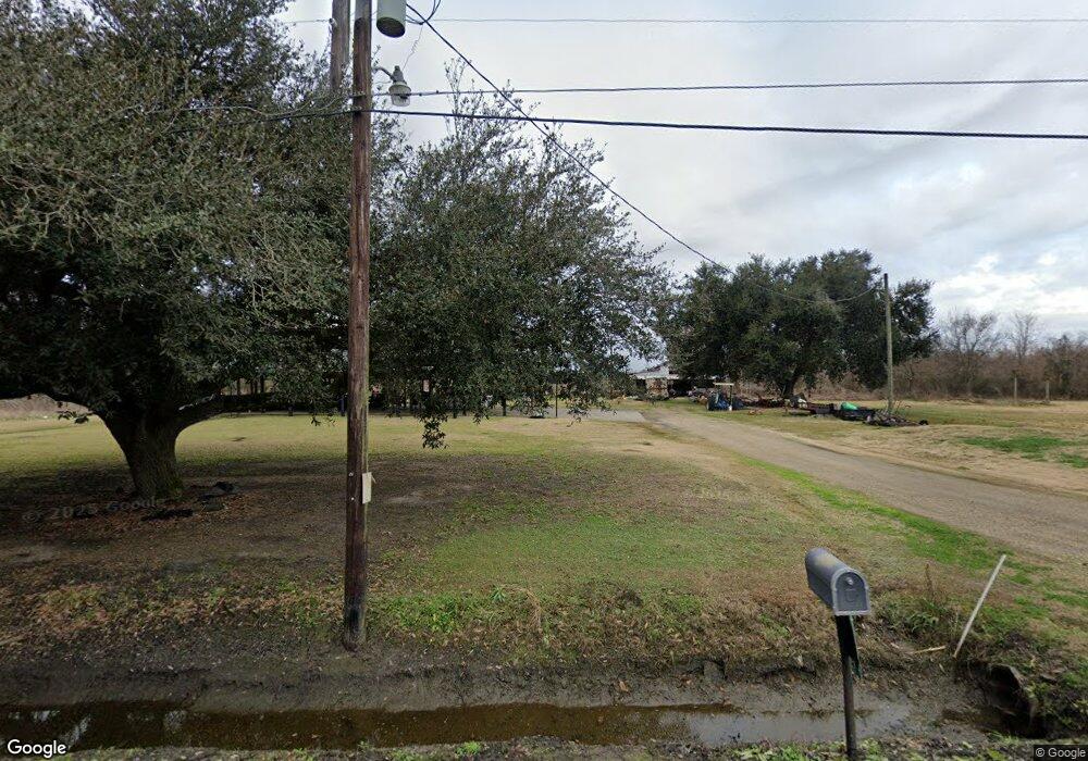 9104 Leleux Rd, New Iberia, LA 70560 - photo 1