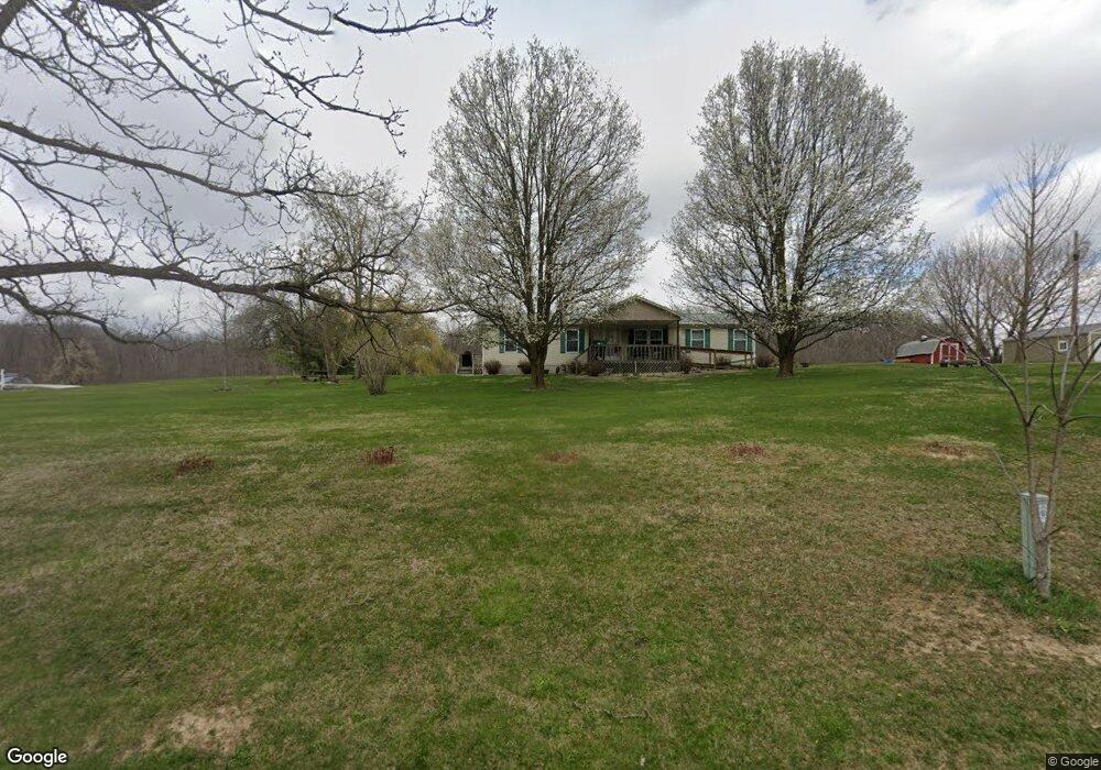 571 E Baumbauer Rd, Wabash, IN 46992 - photo 1