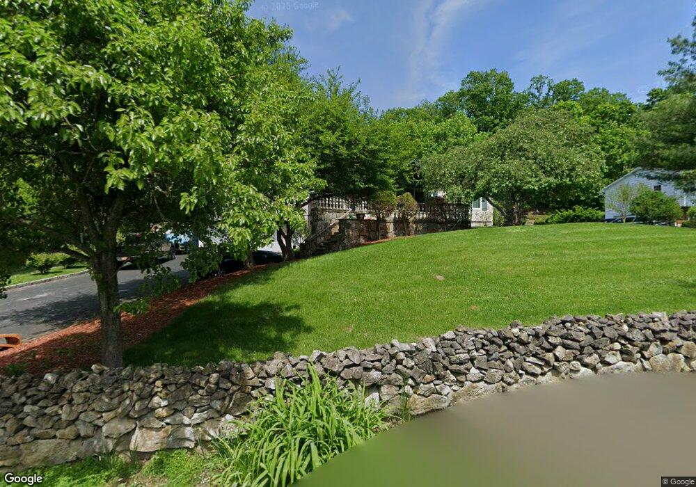 17 Stevenkay Place, Fishkill, NY 12524 - photo 1