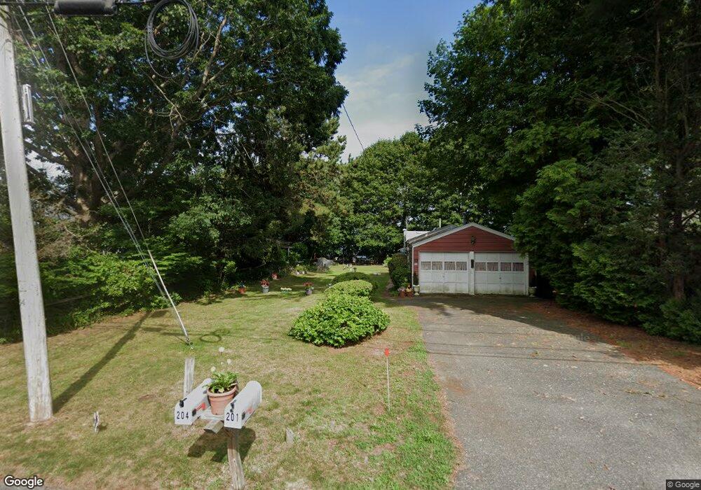 205 Namquid Dr, Warwick, RI 02888 - photo 1