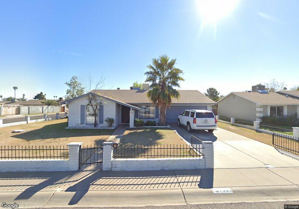 7533 W Heatherbrae Dr, Phoenix, AZ 85033 - photo 1