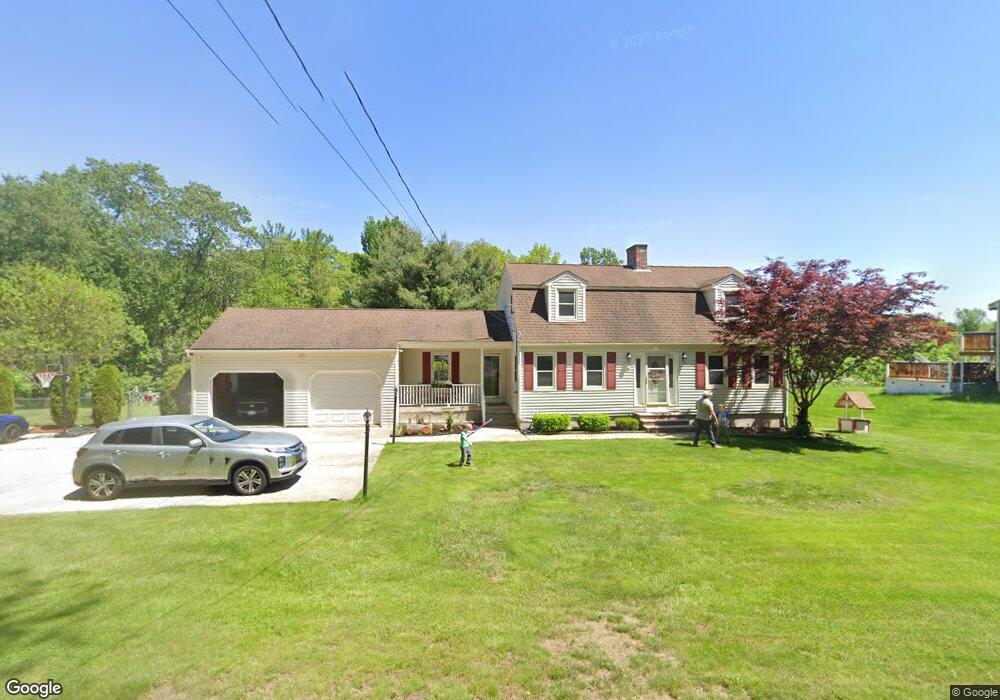 55 Lawrence Rd, Derry, NH 03038 - photo 1