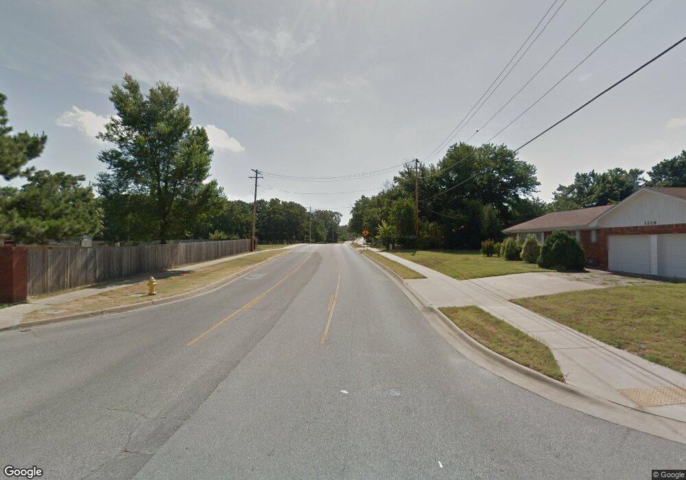 1308 NW 3rd St, Bentonville, AR 72712 - photo 1