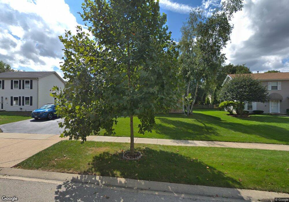 1105 Red Coach Ln, Algonquin, IL 60102 - photo 1