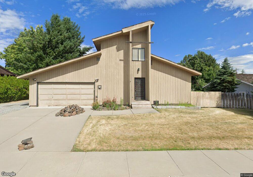 1009 N Fairview Place, East Wenatchee, WA 98802 - photo 1