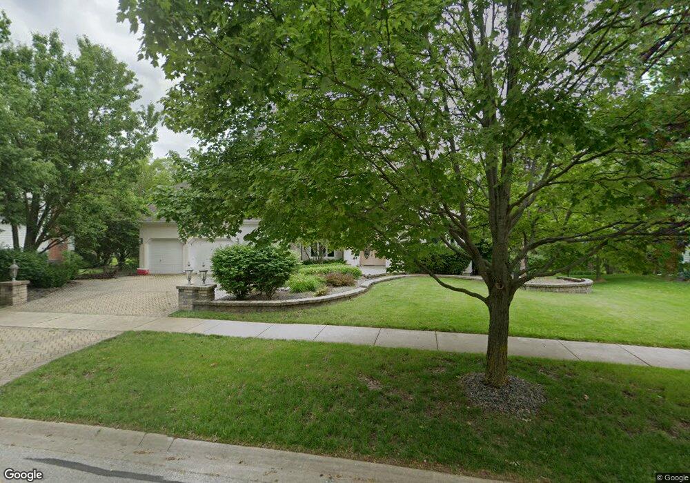 4331 Camelot Cir, Naperville, IL 60564 - photo 1