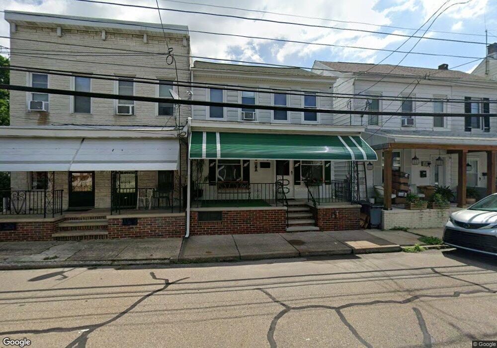 125 S 3rd St, Saint Clair, PA 17970 - photo 1