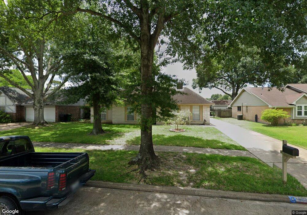 4019 Saratoga Dr, Houston, TX 77088 - photo 1
