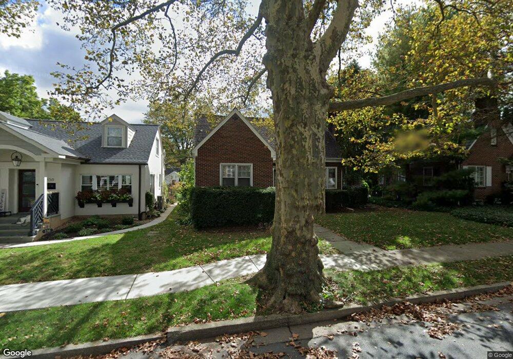 140 Cedar Ave, Hershey, PA 17033 - photo 1