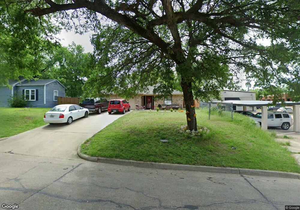 905 W Knox St, Ennis, TX 75119 - photo 1