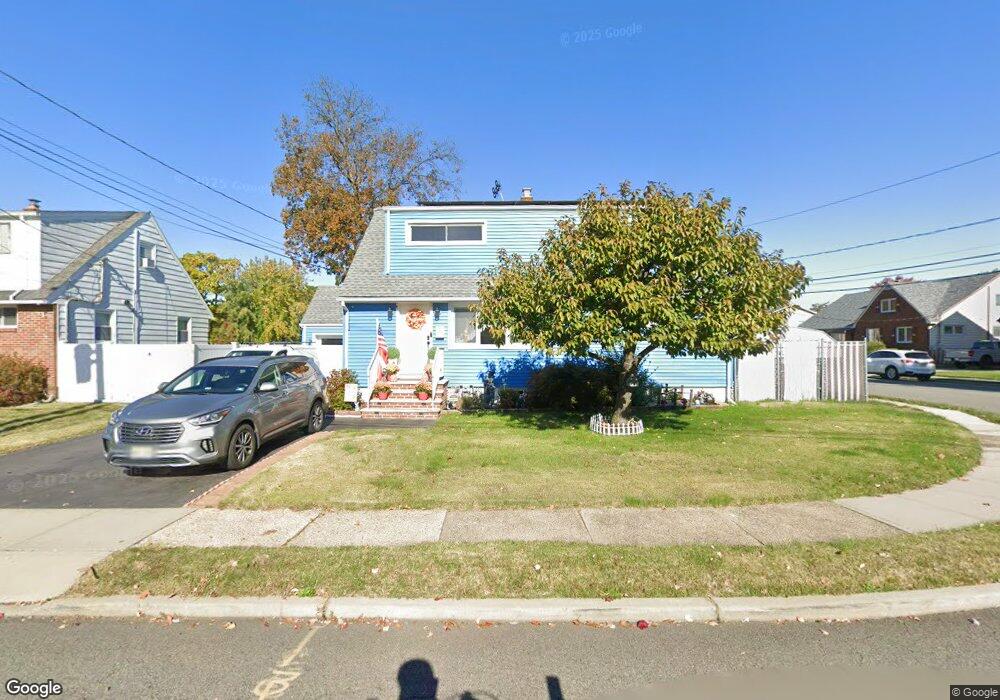 325 Wilson St, Saddle Brook, NJ 07663 - photo 1