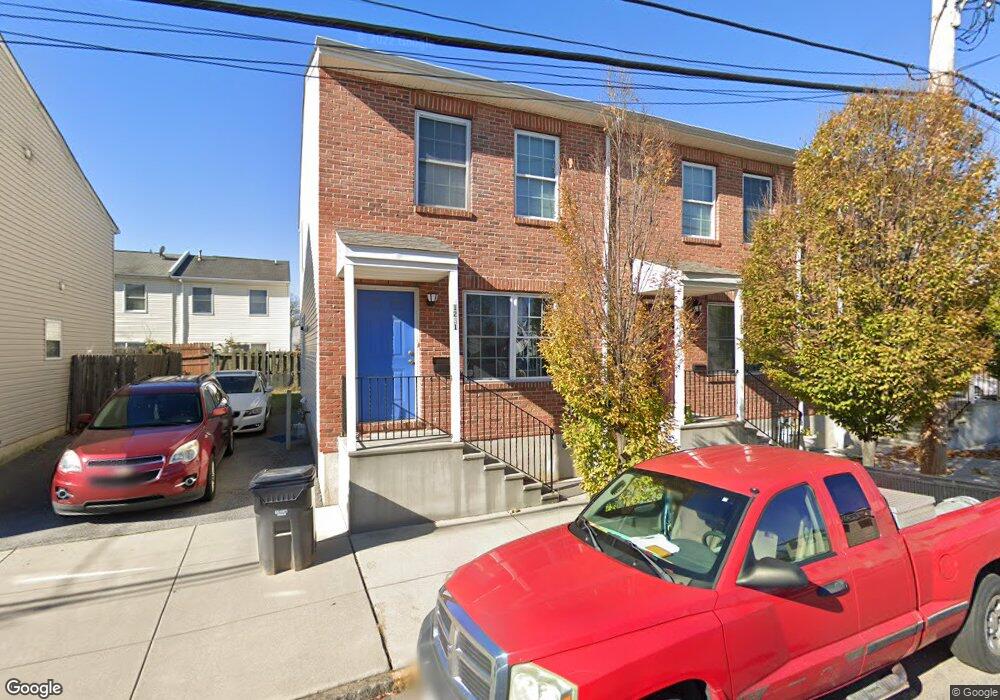 1233 N Claymont St, Wilmington, DE 19802 - photo 1