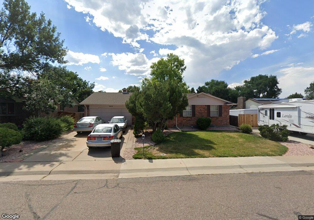 643 Ouray Way, Aurora, CO 80011 - photo 1