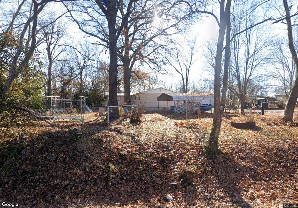 2210 Briggs Ave, Parsons, KS 67357 - photo 1