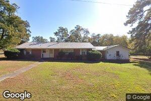 605 Lee St, Logansport, LA 71049
