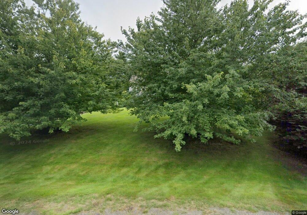 17 Chisholm Farm Dr, Stratham, NH 03885 - photo 1