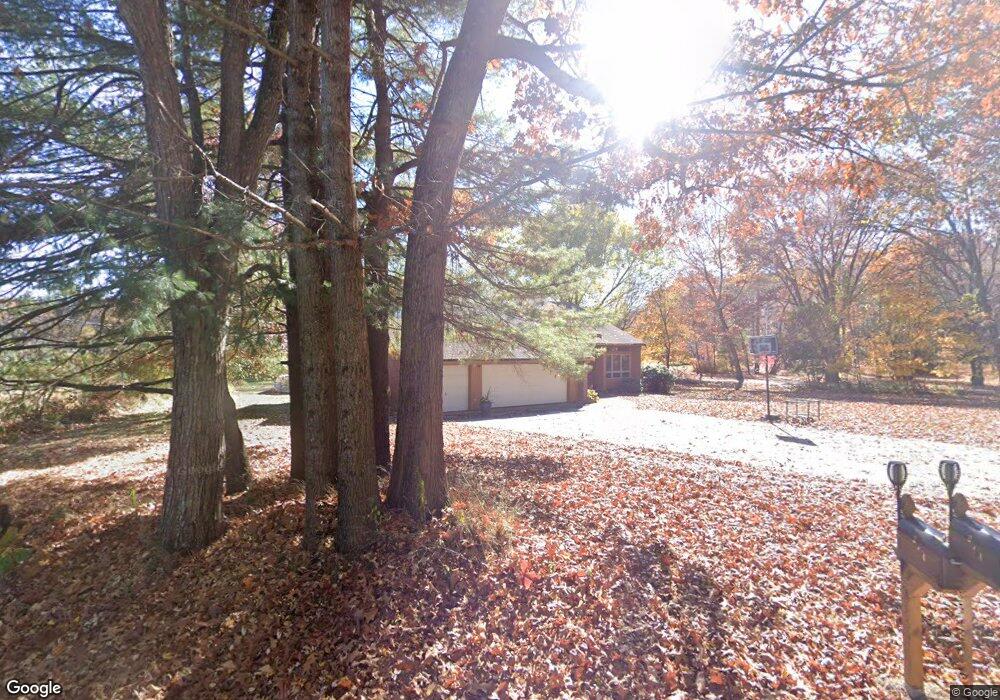 4 Newton Rd, Amesbury, MA 01913 - photo 1