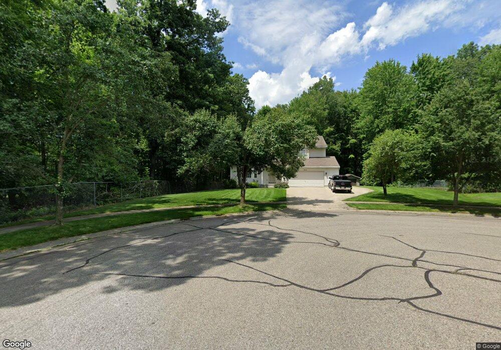 954 Bay Crossing Dr, Waterford, MI 48327 - photo 1