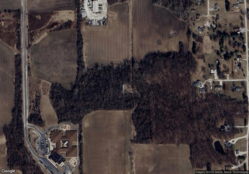 2135 E Taylor St, Huntington, IN 46750 - photo 1