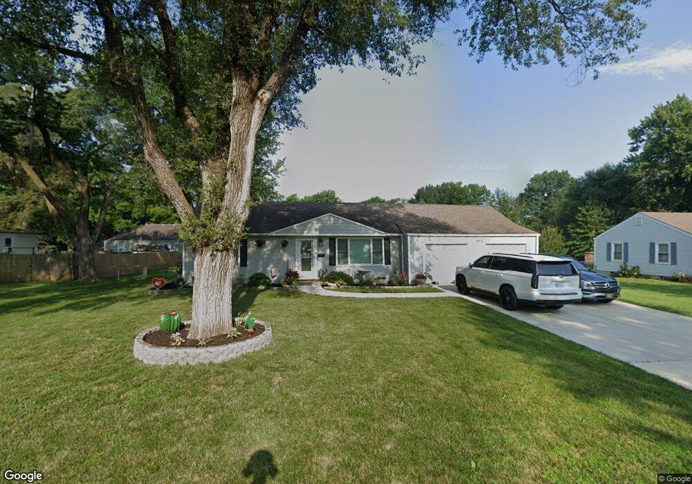 6644 Switzer St, Shawnee, KS 66203 - photo 1