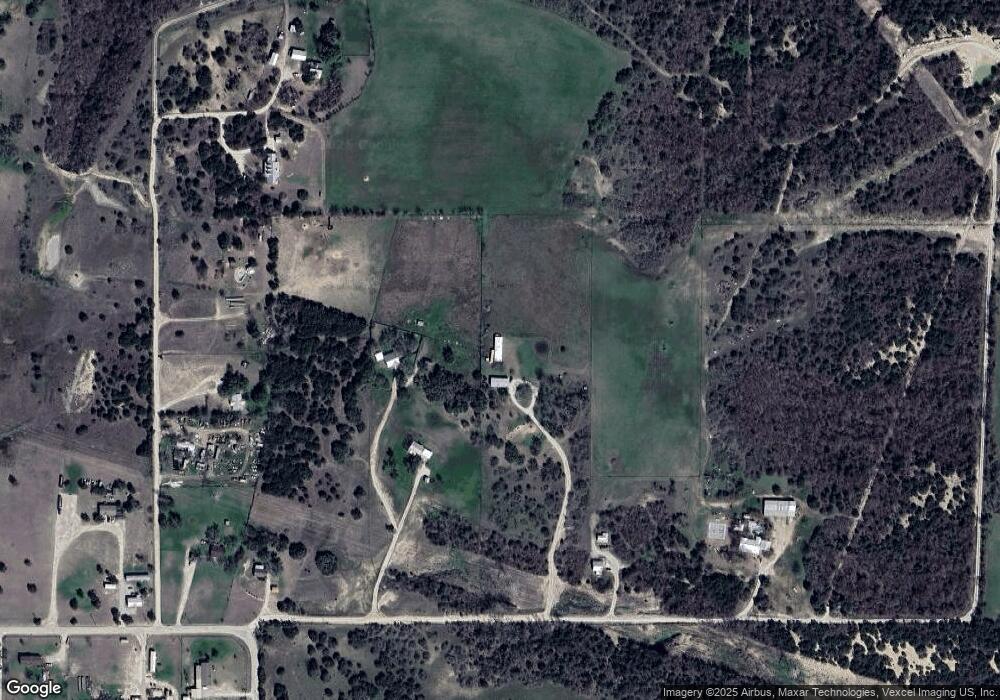 633 Wells Ln, Weatherford, TX 76085 - photo 1