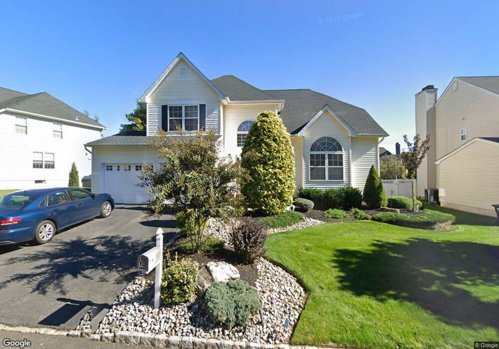 16 Traveller Way, Scotch Plains, NJ 07076 - photo 1