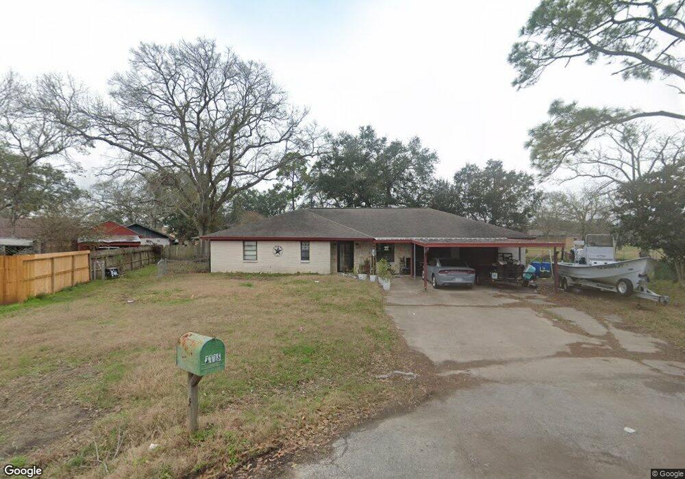 1118 Carmie St, Alvin, TX 77511 - photo 1