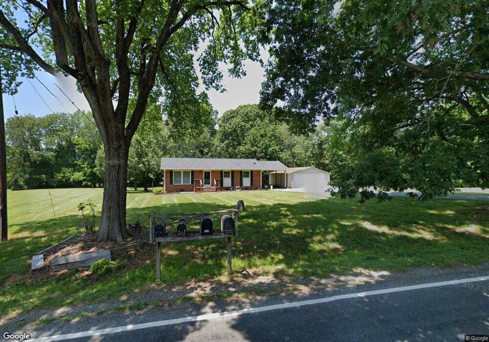 6712 Coltrane Mill Rd, Greensboro, NC 27406 - photo 1