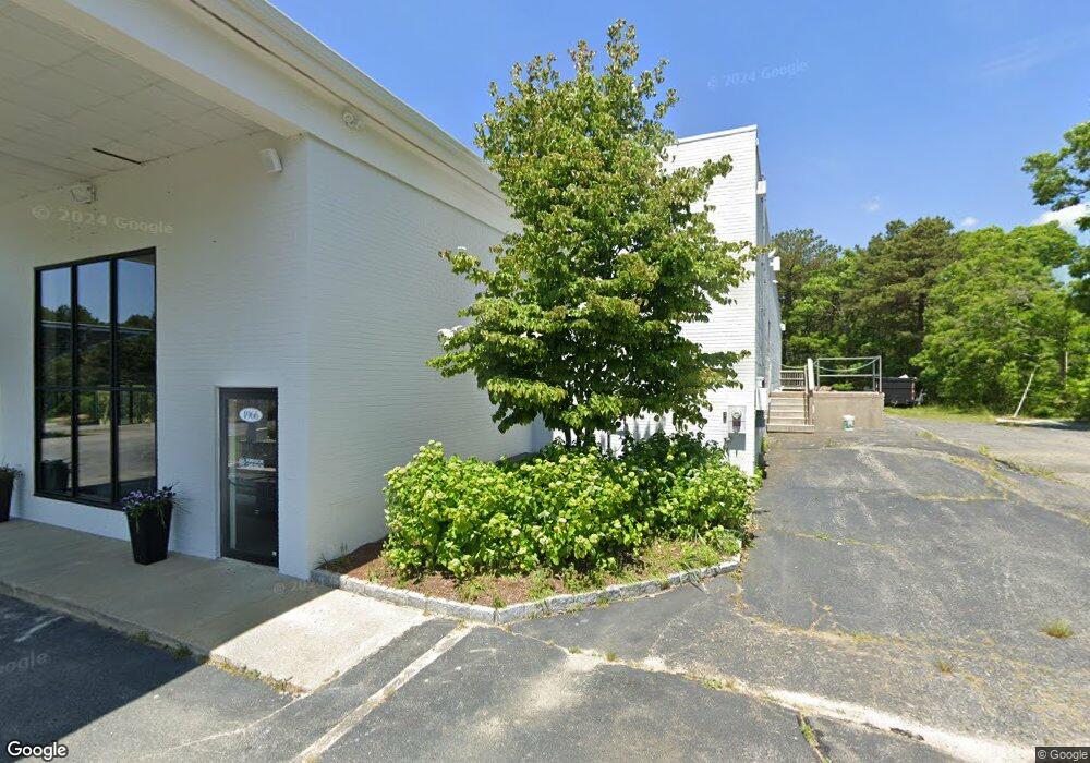 4966 Falmouth Rd, Cotuit, MA 2635 - photo 1