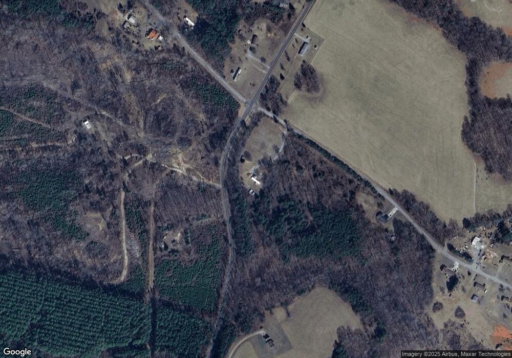 1612 W Maple Dr, Axton, VA 24054 - photo 1