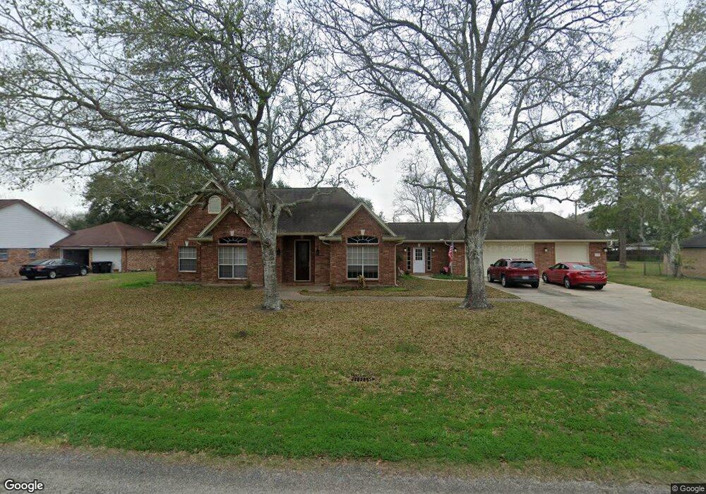 1308 Highland Dr, Alvin, TX 77511 - photo 1
