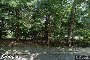 29 Upwey Rd, Wellesley Hills, MA 02481
