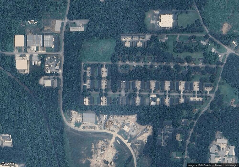 125 Danny Dr unit D, Carrollton, GA 30117 - photo 1