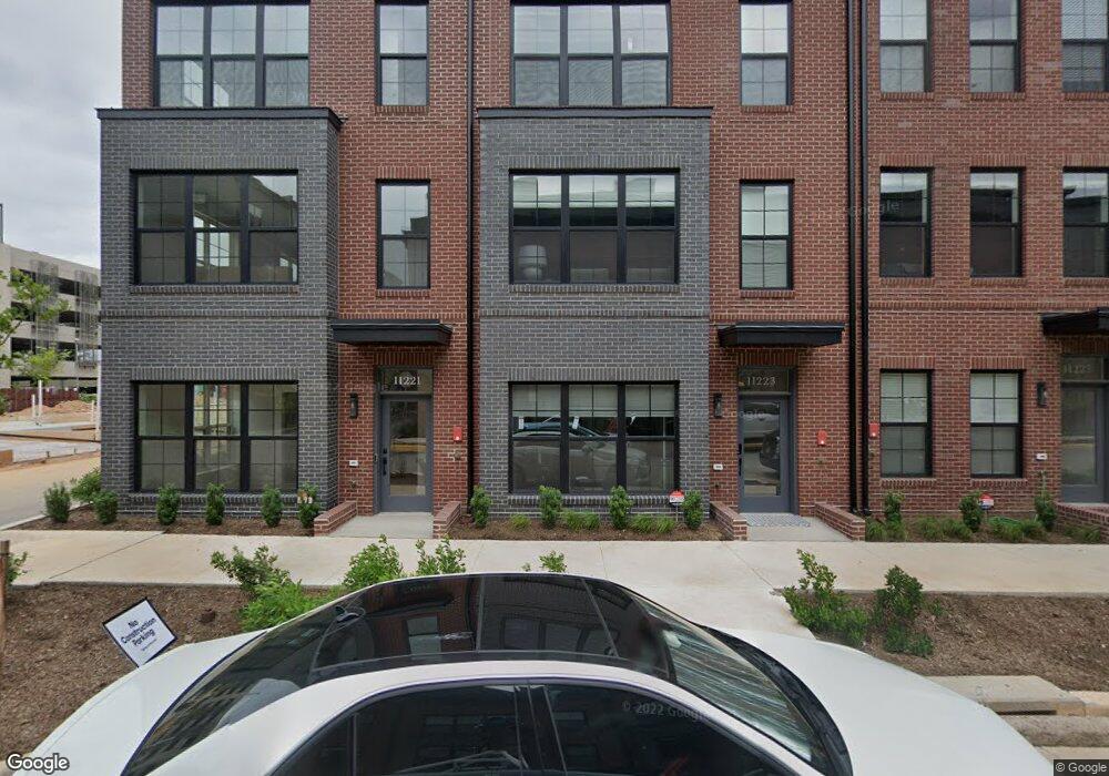 11238 Faraday Park Dr, Reston, VA 20190 - photo 1