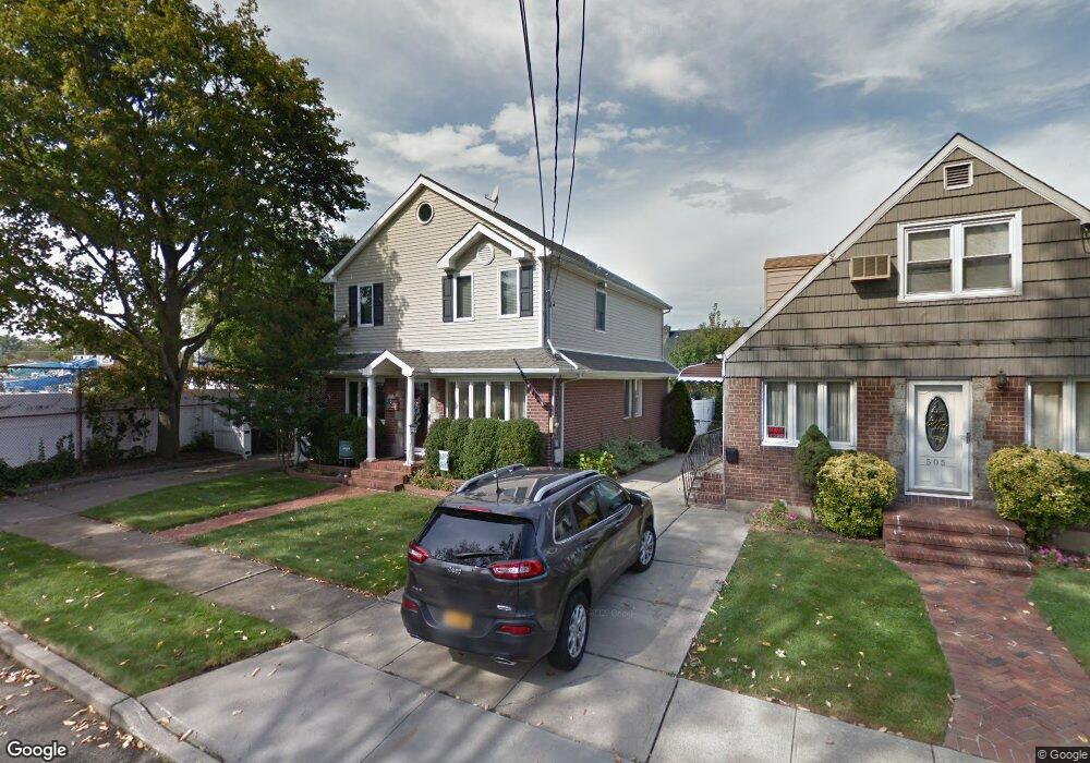 501 7th Ave, New Hyde Park, NY 11040 - photo 1