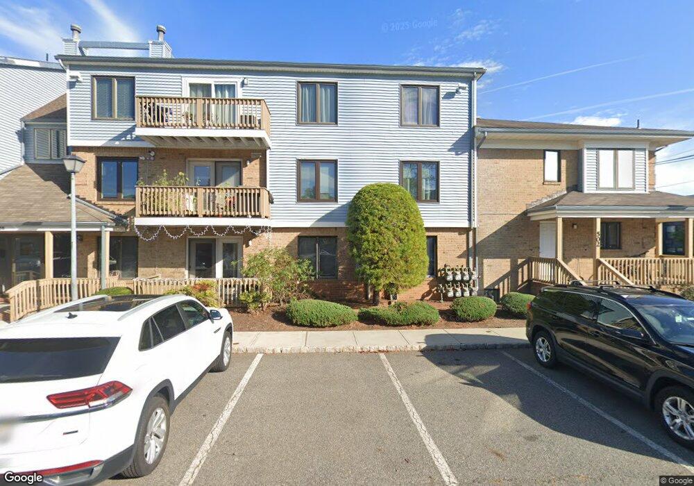 506 Peach St unit 504, Avenel, NJ 07001 - photo 1