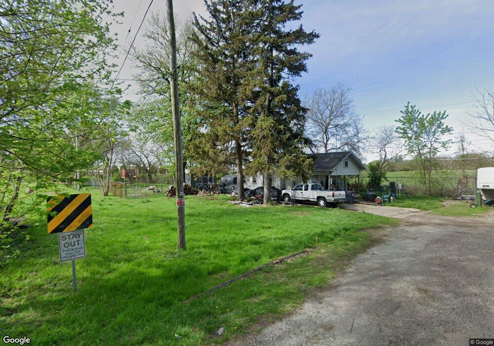 1319 1/2 W 23rd St, Anderson, IN 46016 - photo 1