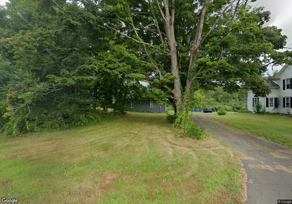 1918 Chamberlain Hwy unit 4, Berlin, CT 06037 - photo 1