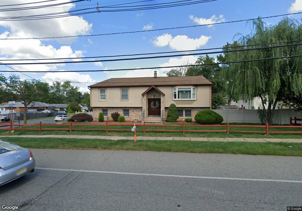 1978 Oak Tree Rd, Edison, NJ 08820 - photo 1