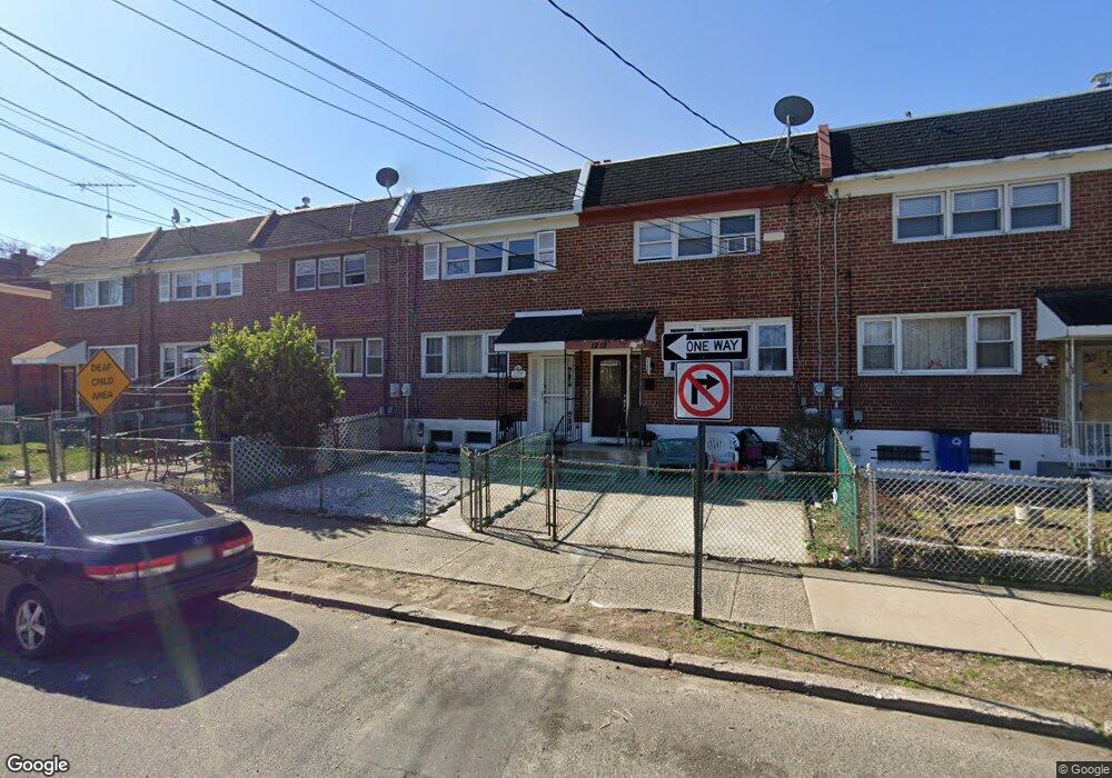 1215 Lakeshore Dr, Camden, NJ 08104 - photo 1