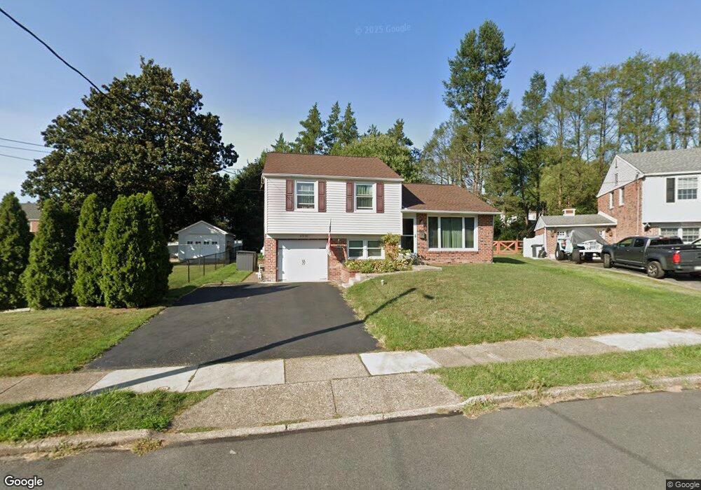 4316 Sweeney Cir, Brookhaven, PA 19015 - photo 1