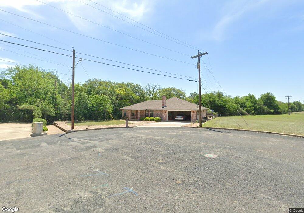 2011 Woodway Ct, Fredericksburg, TX 78624 - photo 1