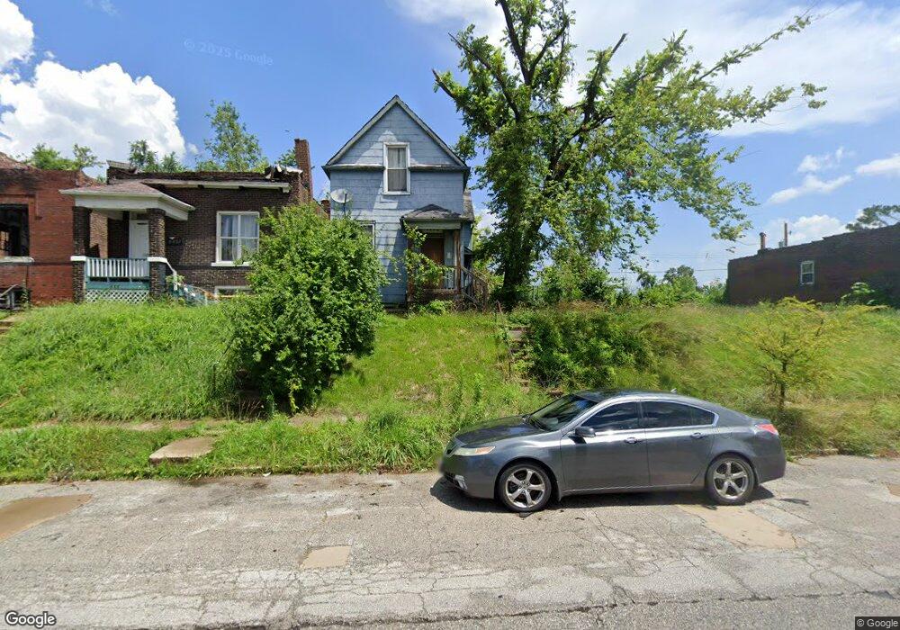 4449 Lee Ave, Saint Louis, MO 63115 - photo 1