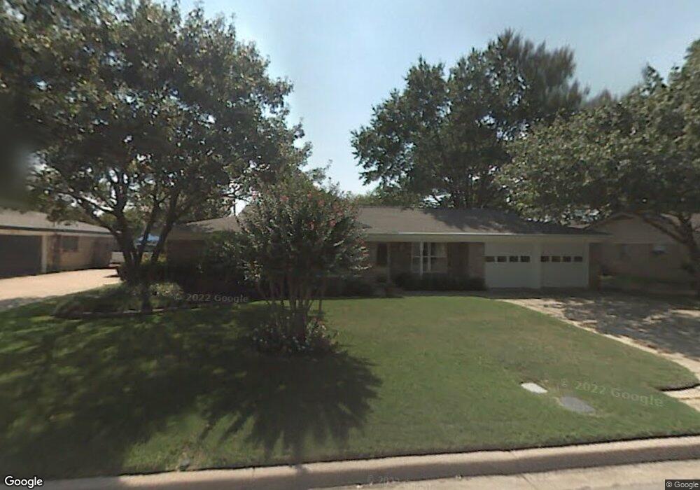 221 E Louella Dr, Hurst, TX 76054 - photo 1
