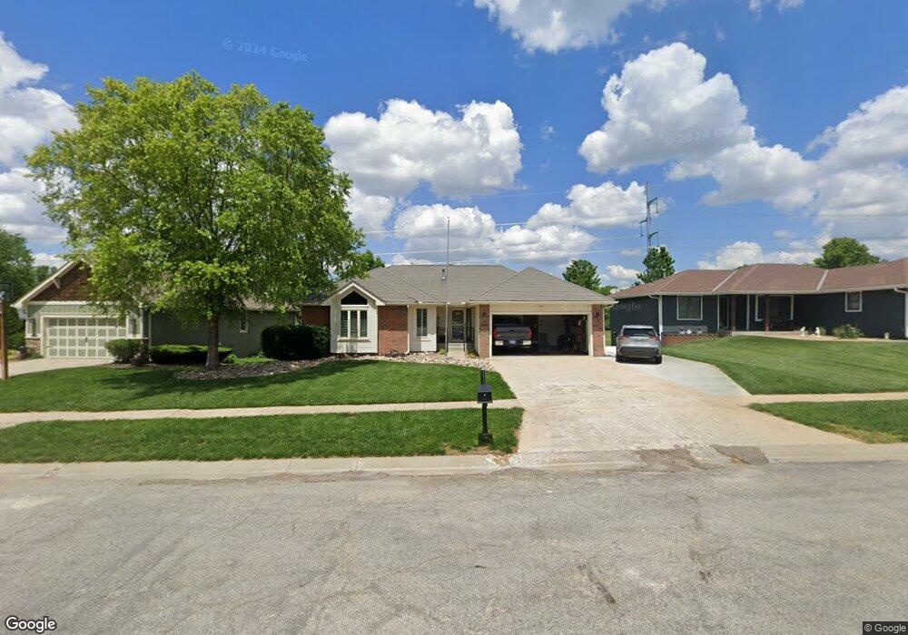 3624 SW 41st St, Topeka, KS 66610 - photo 1