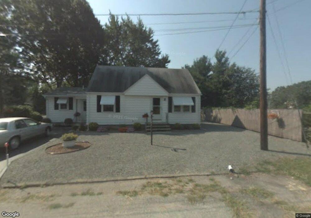 304 Taft Ave, Warwick, RI 02886 - photo 1