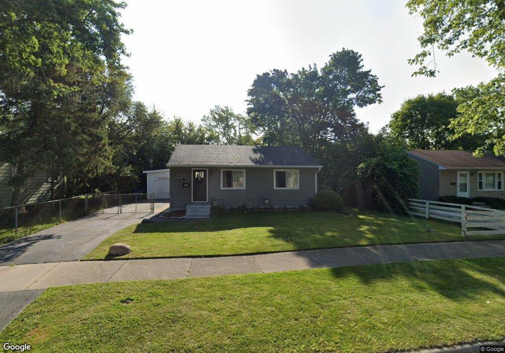 2813 N Pine St, Waukegan, IL 60087 - photo 1