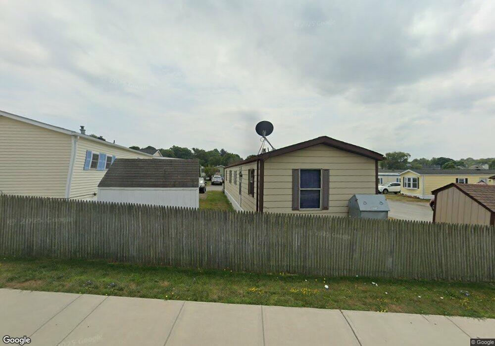 18 Bayview Park, Middletown, RI 02842 - photo 1