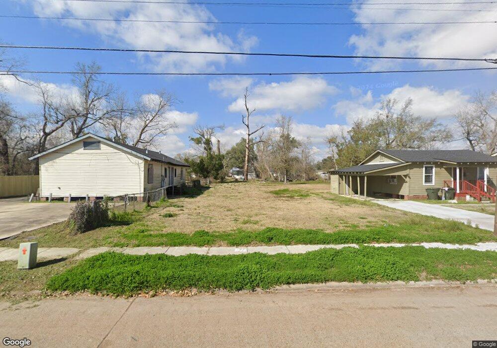 925 N Blake St, Lake Charles, LA 70601 - photo 1